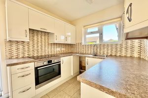 Kitchen- click for photo gallery